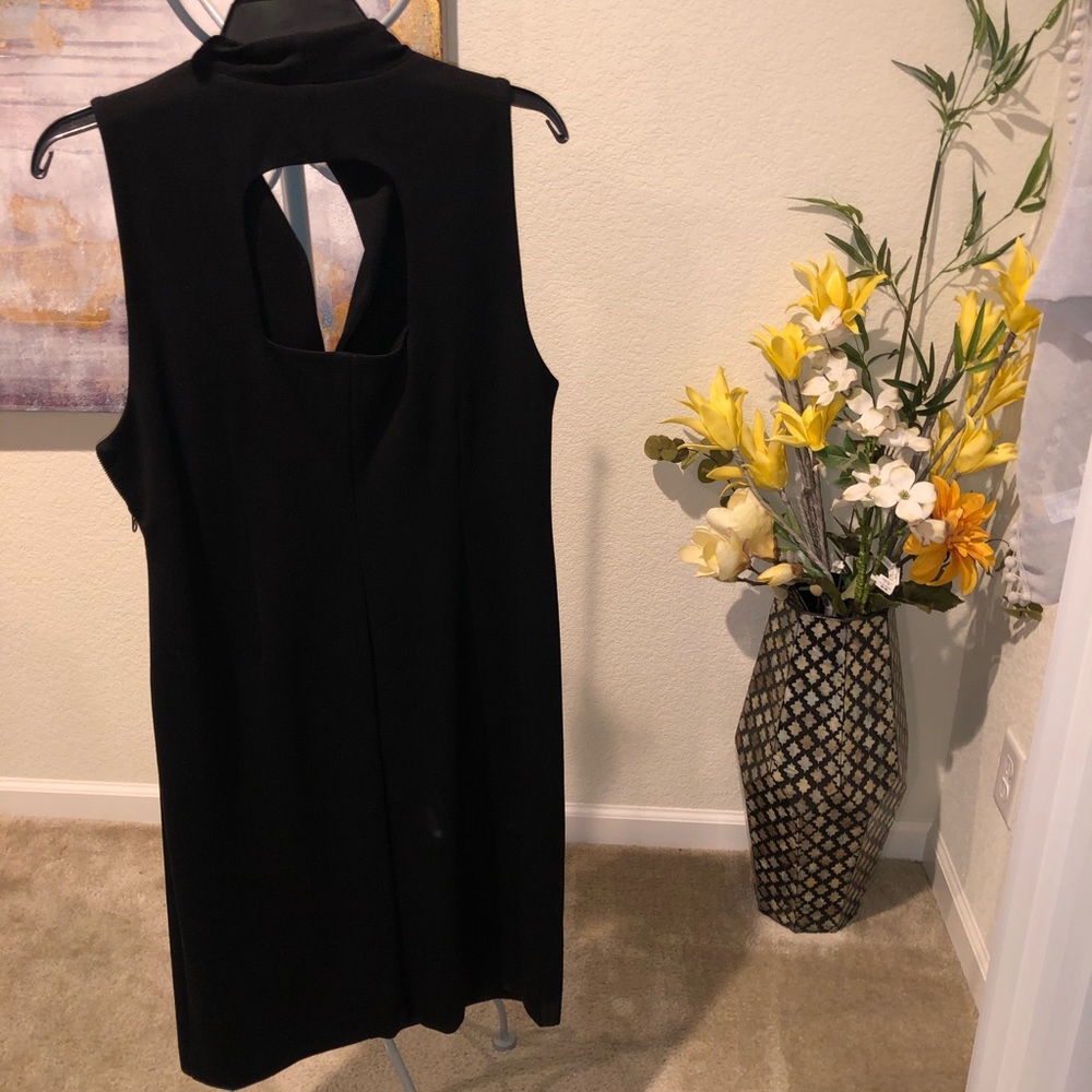 Bodycon dress - Picture 8 of 9